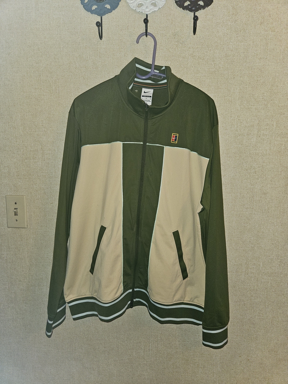 Nike Olive Green & Beige Full-Zip Bomber Jacket